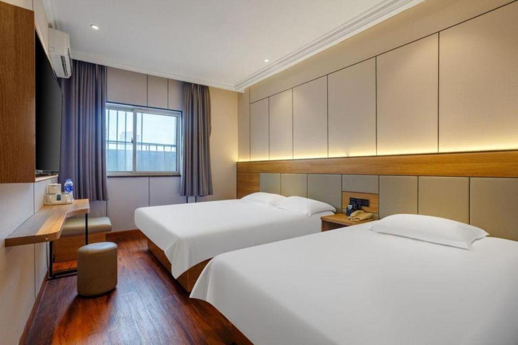 Greentree Hongqiao Hub Convention Center Jinghua Road Shell 3*